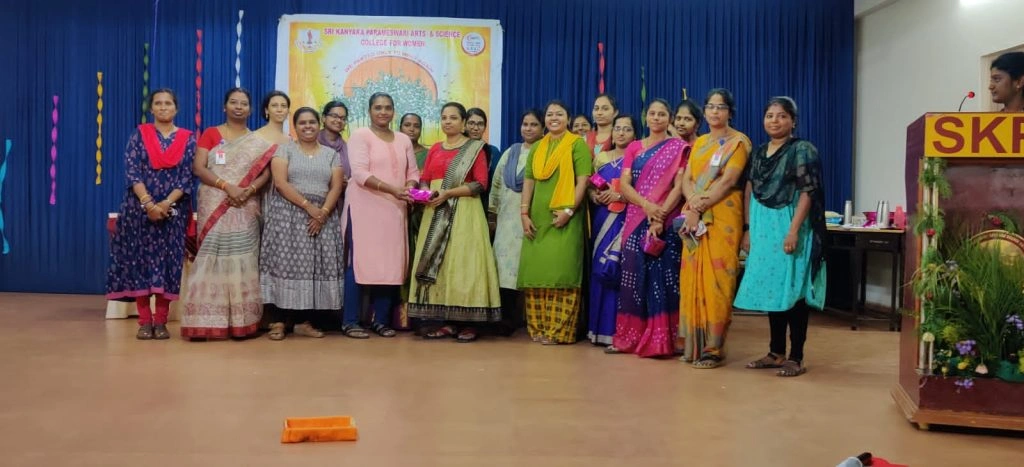 Alumnae Meet